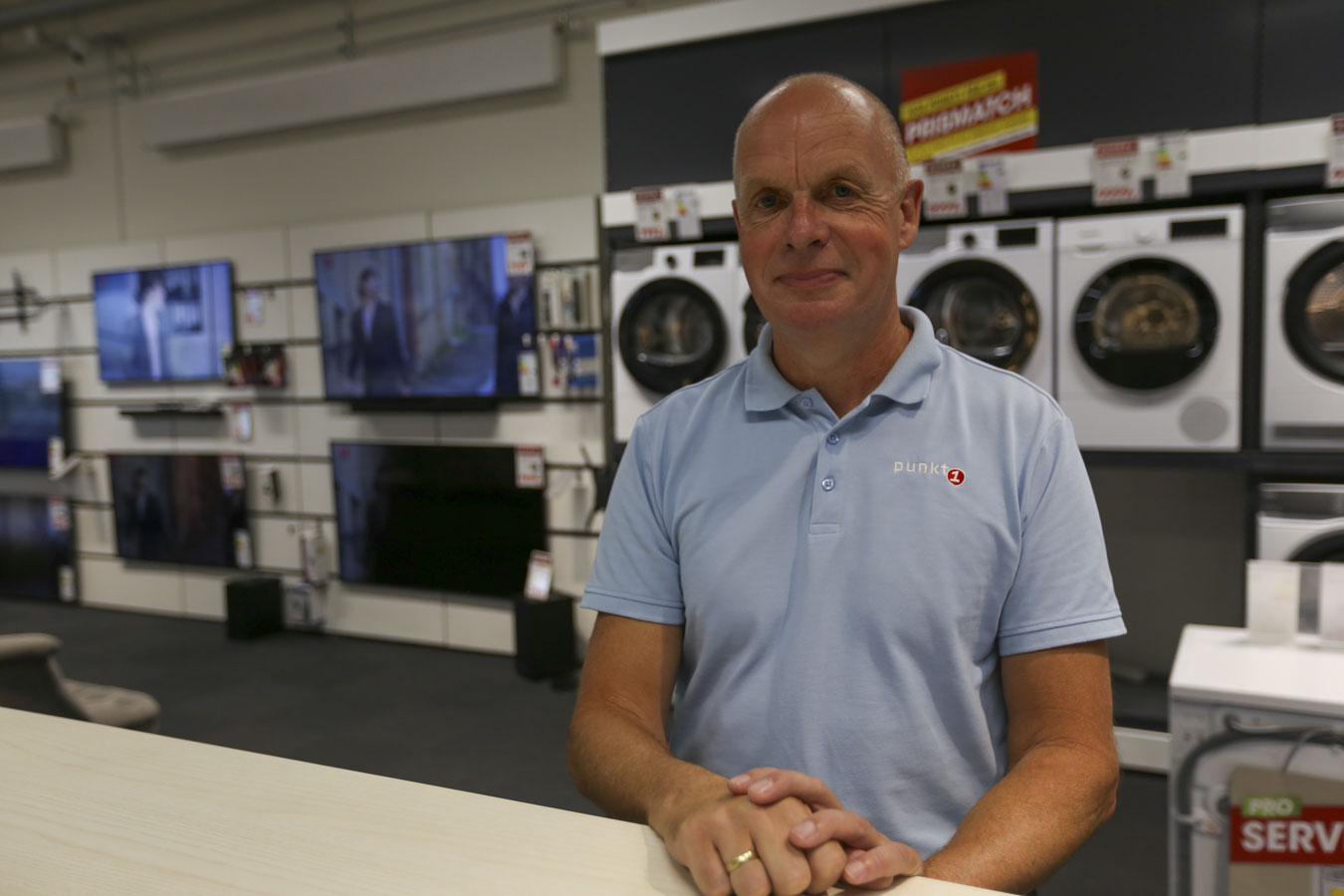 Henrik har solgt hårde hvidevarer i 40 år