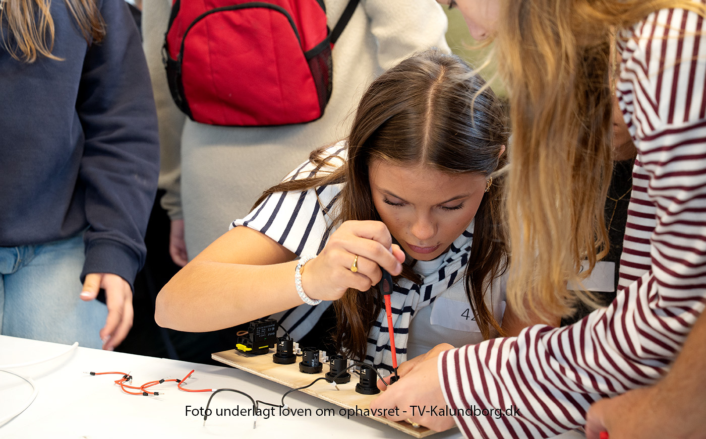 Video: 400 elever dyster i praktik og håndværk