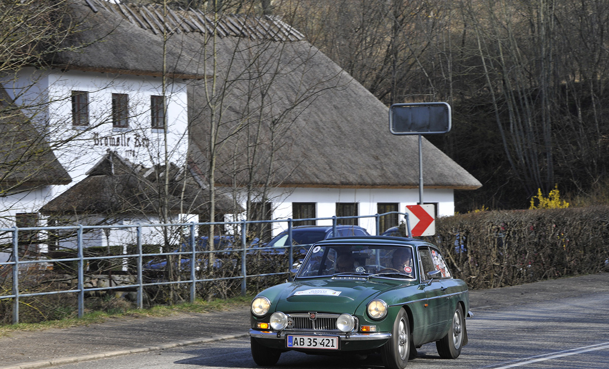 Klassiske biler indtager vejene omkring Tissø