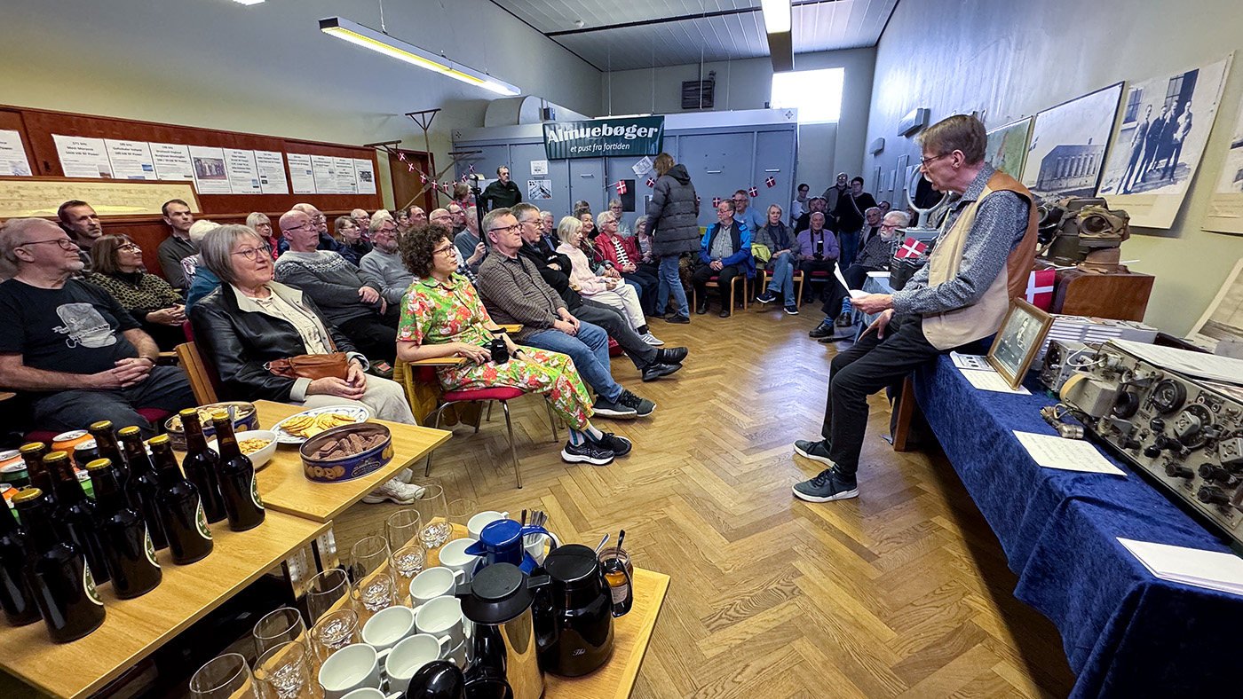 Bogpræsentation et tilløbsstykke