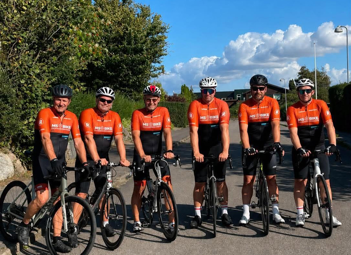 Lokale cykelryttere tager 500 kilometer for en verden uden sclerose