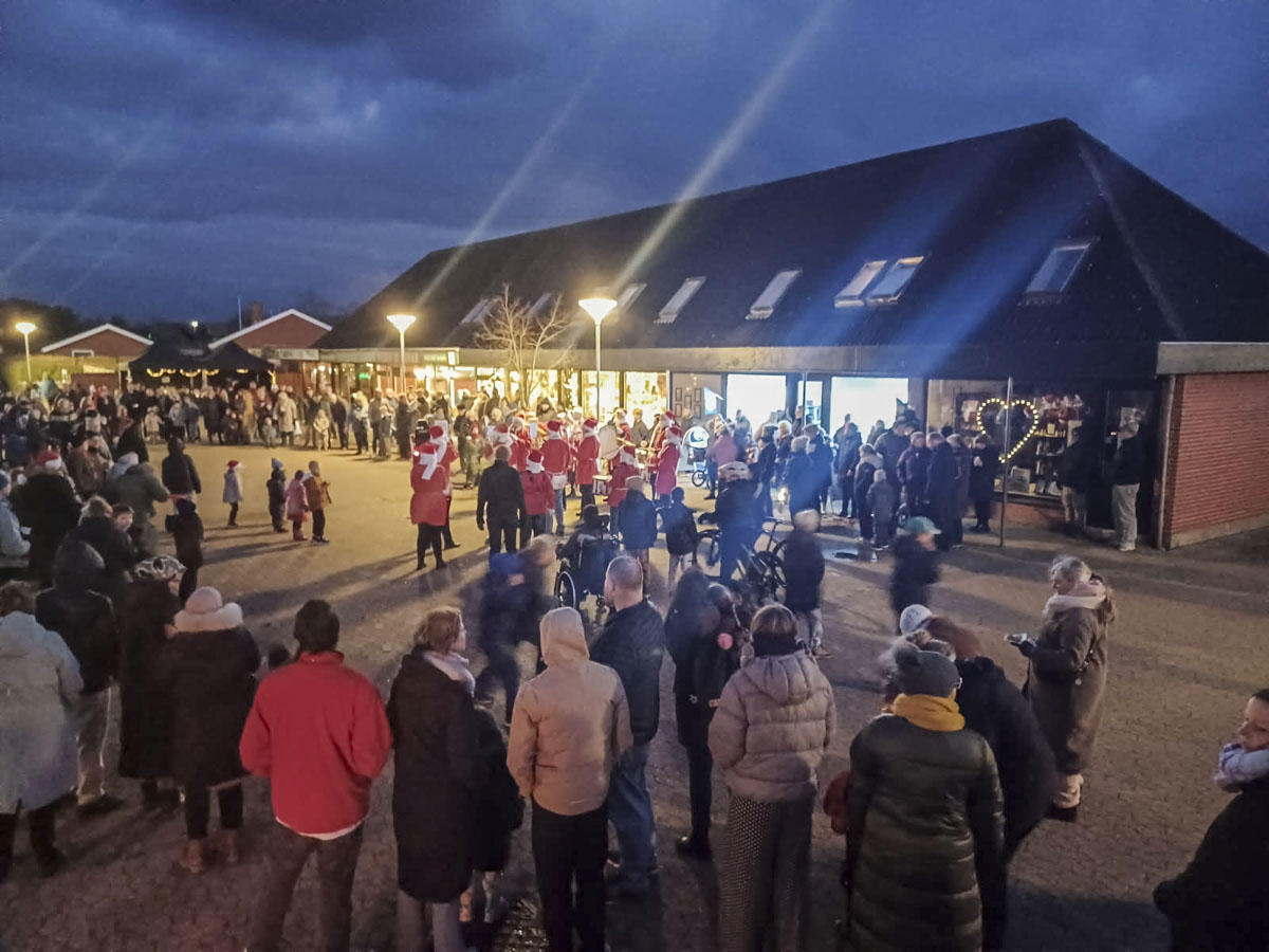 Så kom der julelys i Svebølle