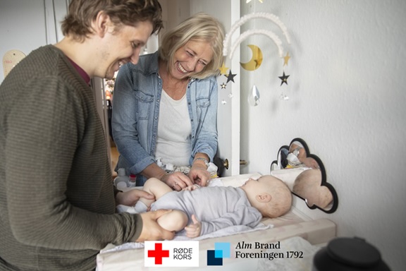 Ny støtte styrker frivillig hjælp til sårbare småbørnsfamilier