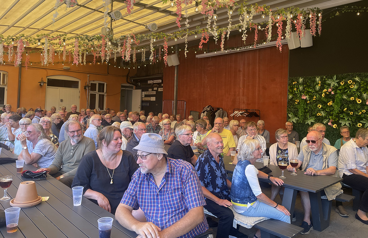 Fest og New Orleans-jazz for fuldt hus på Kontoret
