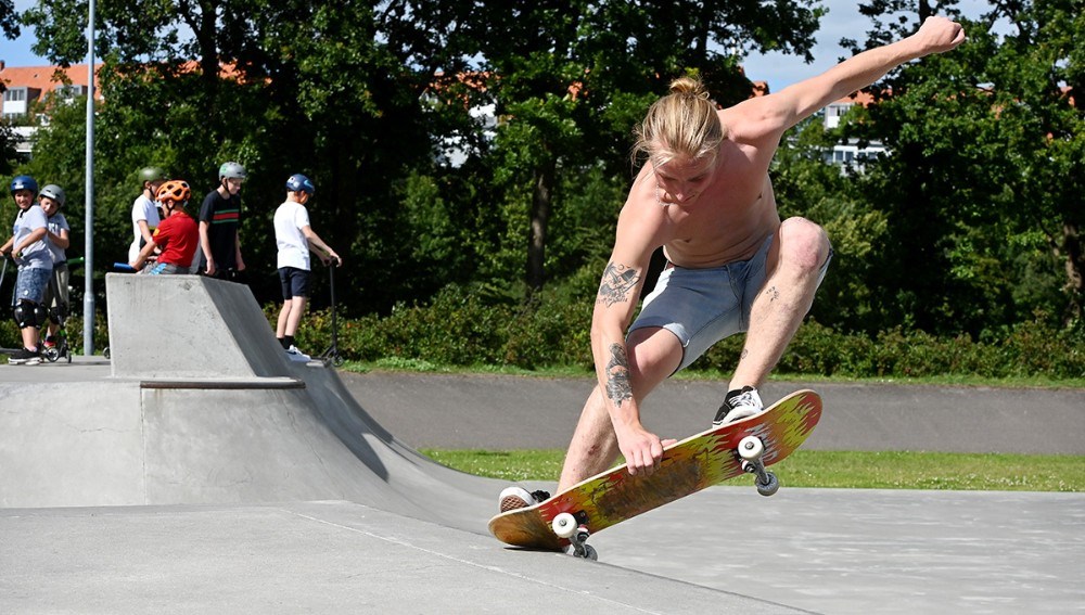 Der bliver action, musik og høj Stemning i Kalundborg Skatepark