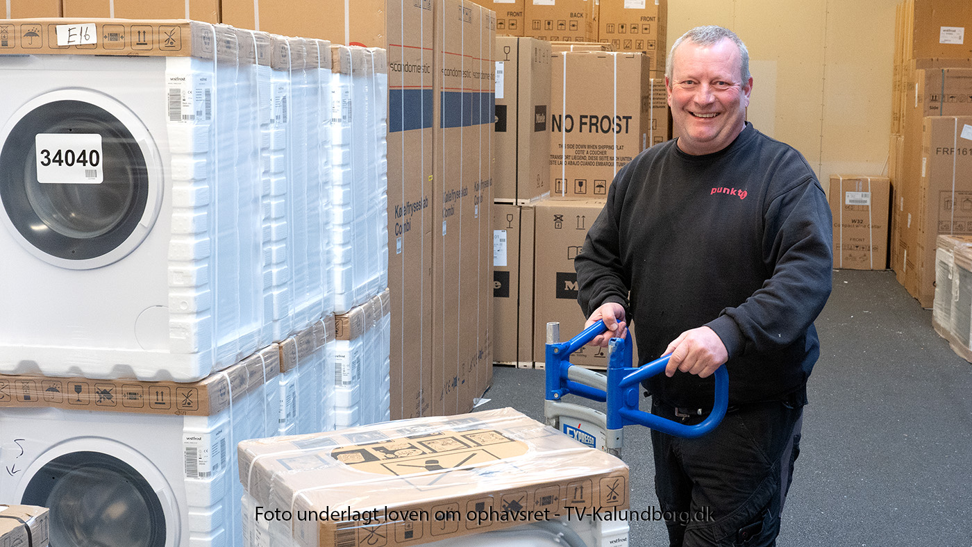 Poul har leveret hvidevarer til kunderne i 30 år