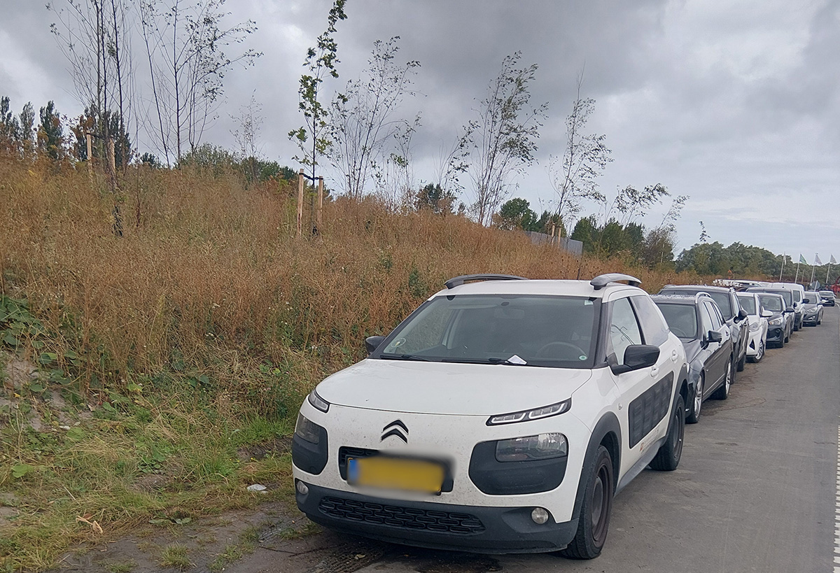 20 bilister fik en parkeringsafgift på Hovvejen