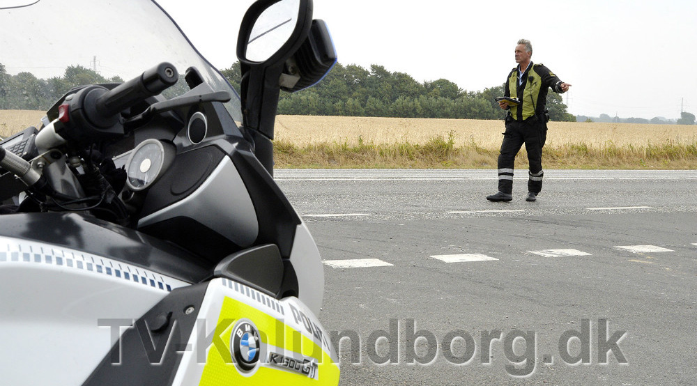 Motorcyklist i solouheld