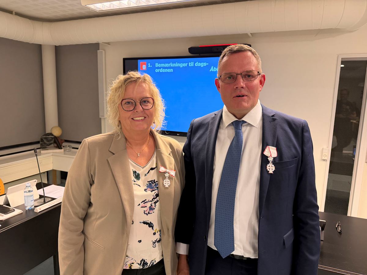 To kommunalbestyrelsesmedlemmer fik Ridderkorset