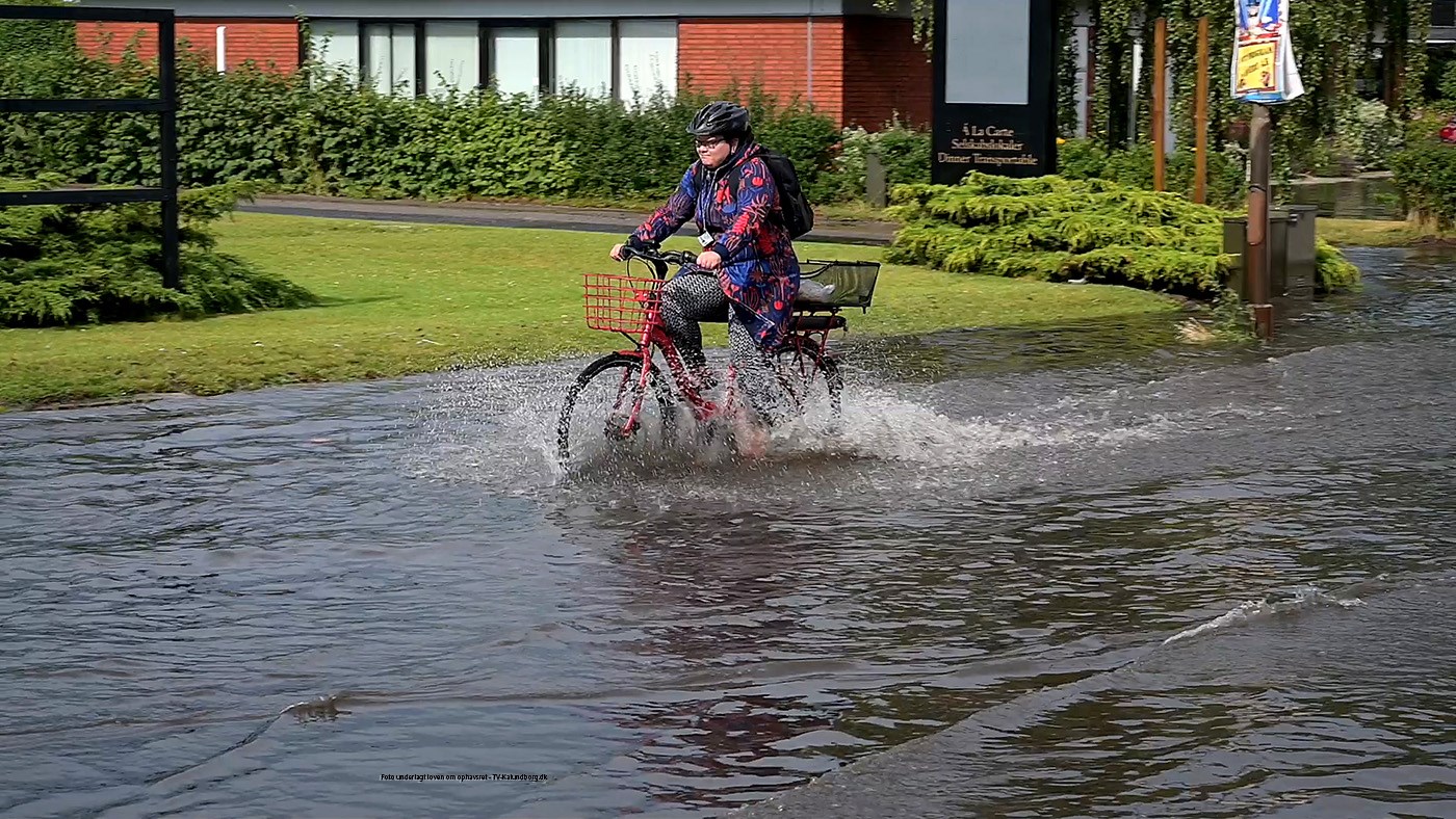 Politiet opfordrer til at følge vejr situationen