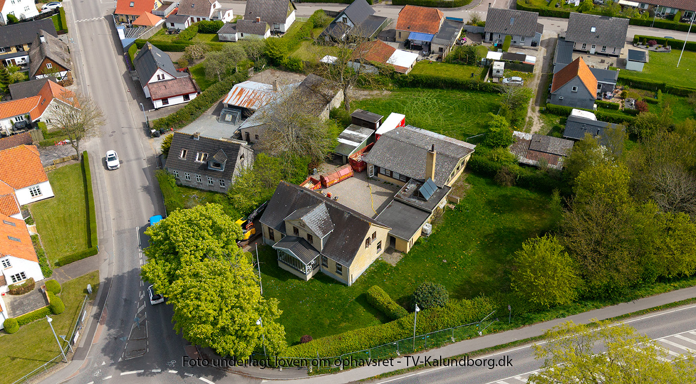 Ejendomme rives ned for at give plads til nyt supermarked