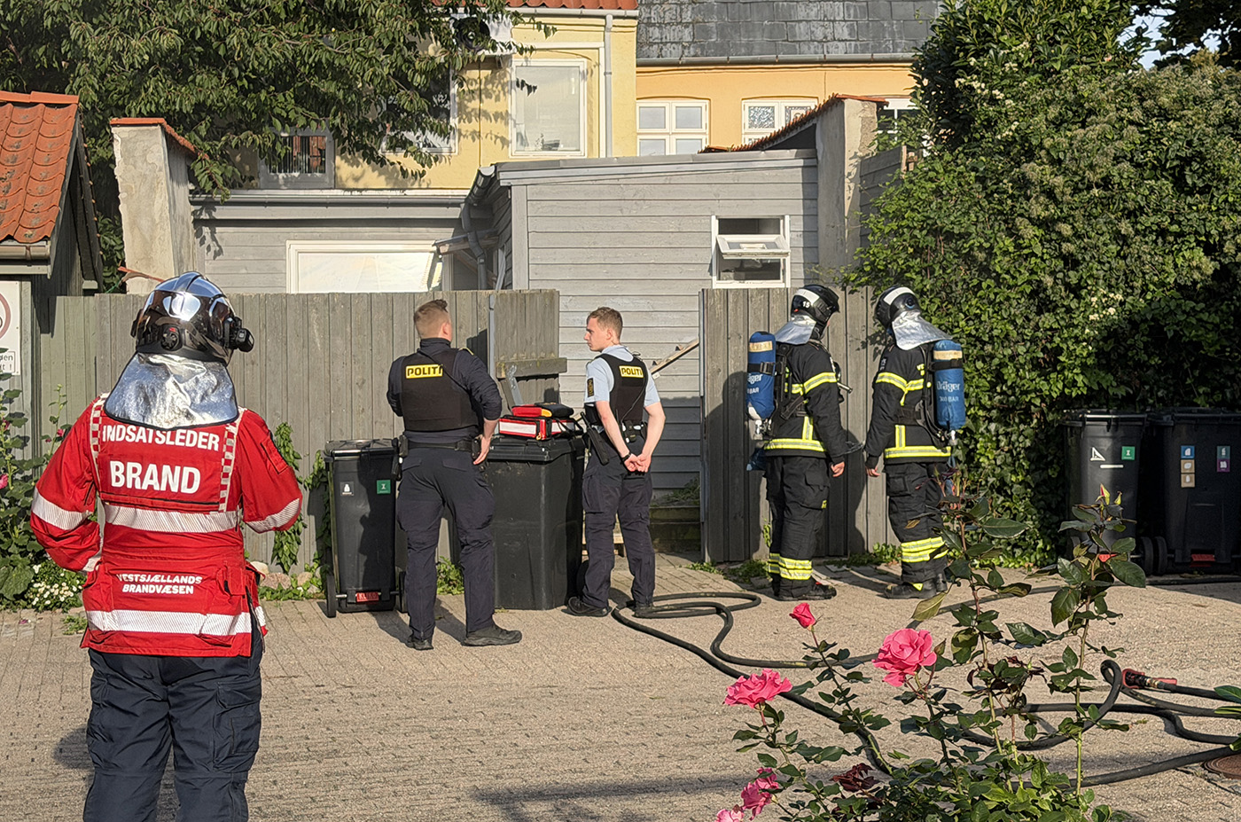 Kraftig røglugt fra beboelse i midtbyen