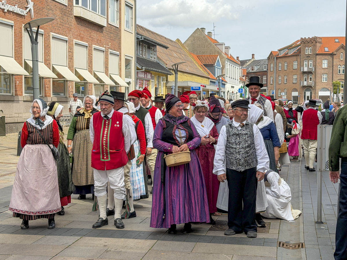 Folkedanserne indtog Kalundborg