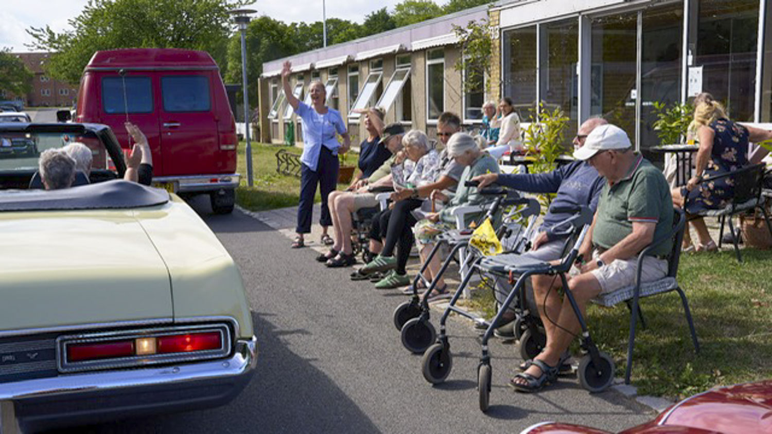 Plejehjemsbeboere kom på biltur 