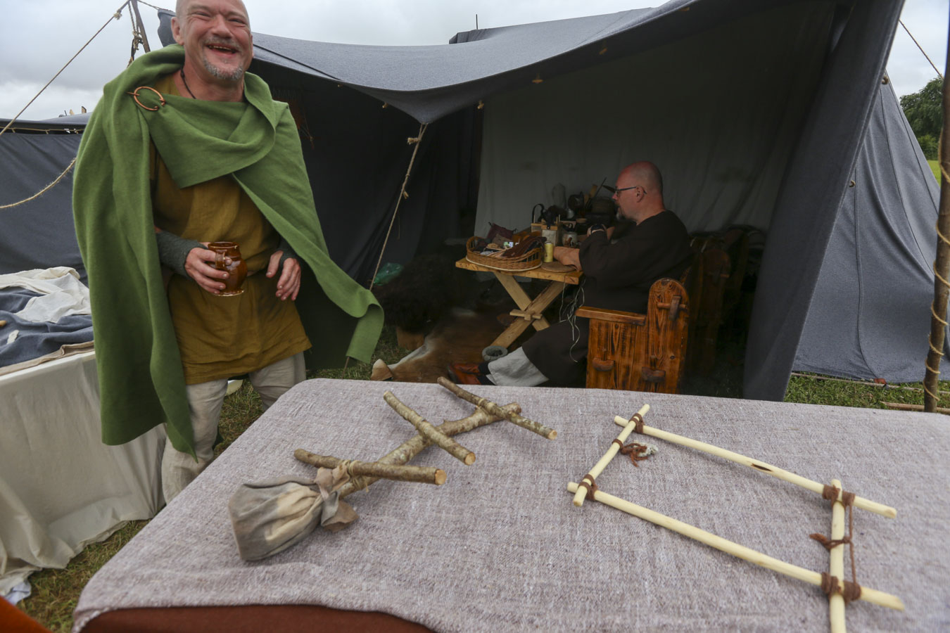 Vikingerne boltrede sig på Fugledegaard i alt slags vejr