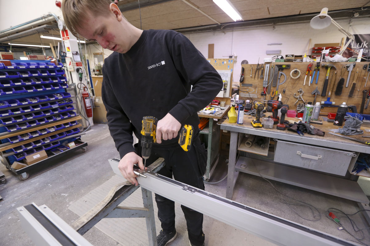 Praktikplads førte til læreplads - nu skal Benjamin til DM i Skills