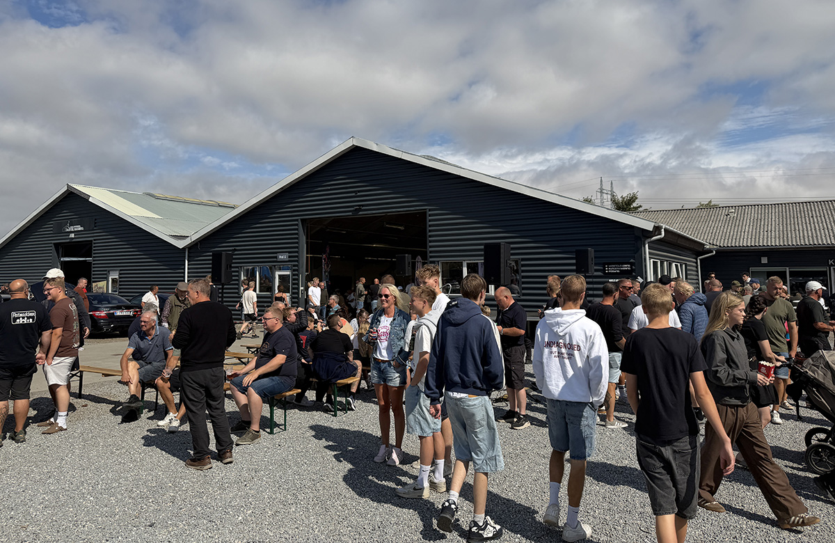 Stor interesse for åbent hus og biltræf hos Kalundborg Autolakering