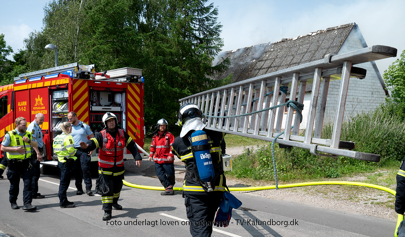 Video: Brand i staldlænge 