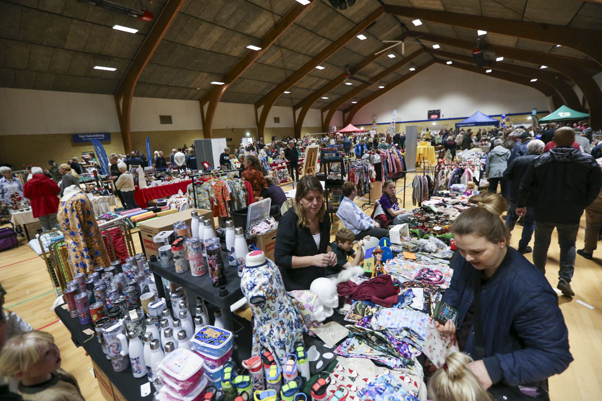 Kræmmermarked med politisk islæt