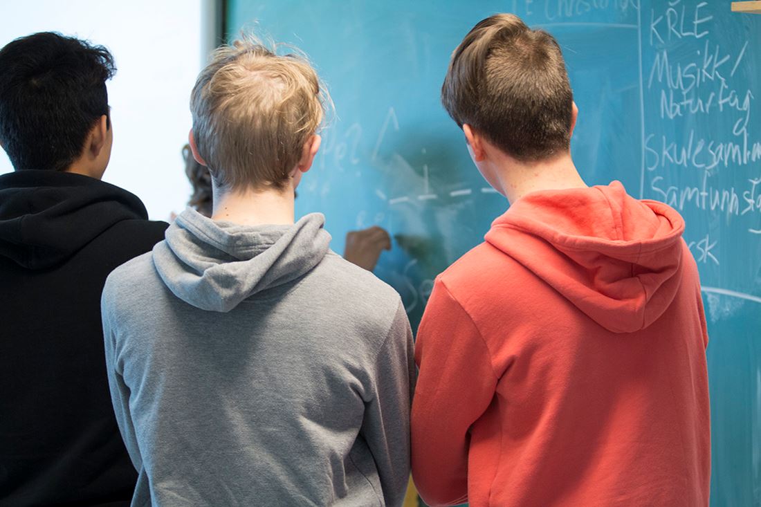 Ny gymnasieuddannelse skal bygge bro mellem skole og arbejdsmarked