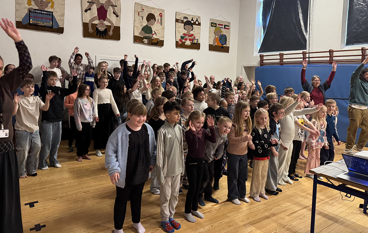 Sang og fællesskab fyldte Tømmerup Skole på Skolernes sangdag