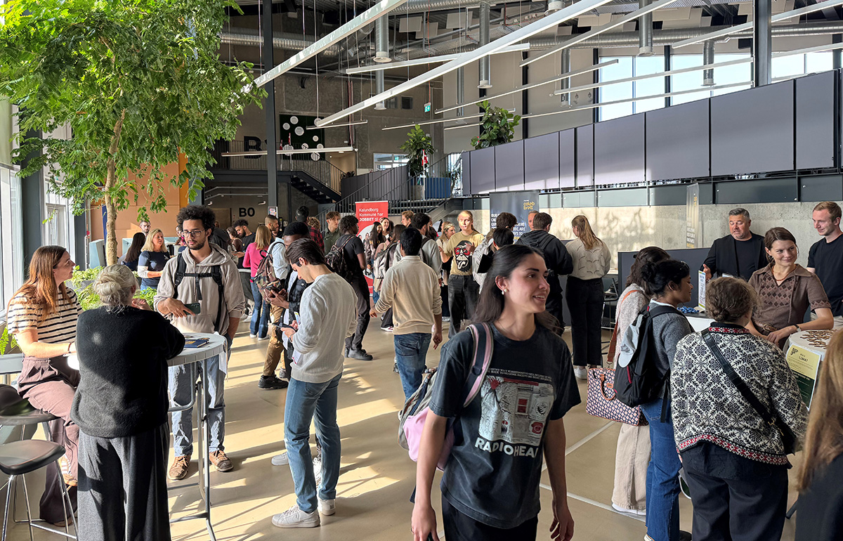 Lokale virksomheder mødte studerende til succesfuld studiejobmesse