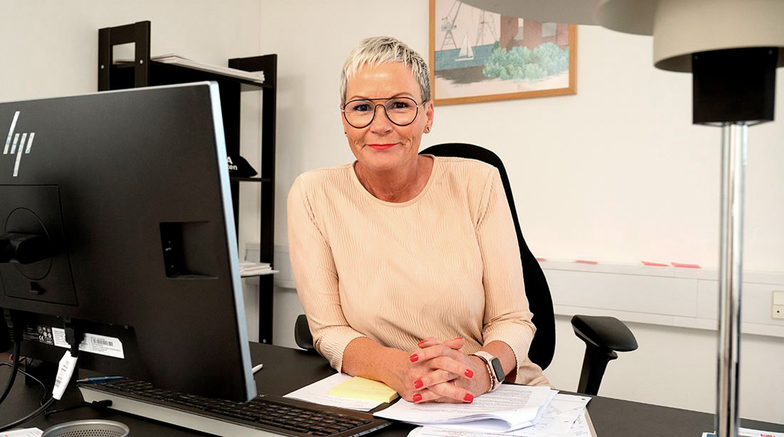 Erhvervschef takker af