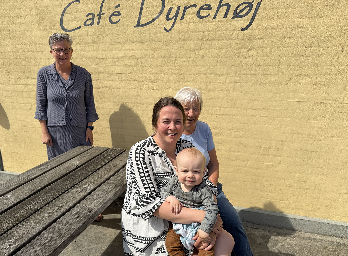 Sidste sommer på Cafe Dyrehøj – Køkkenchefen vender tilbage