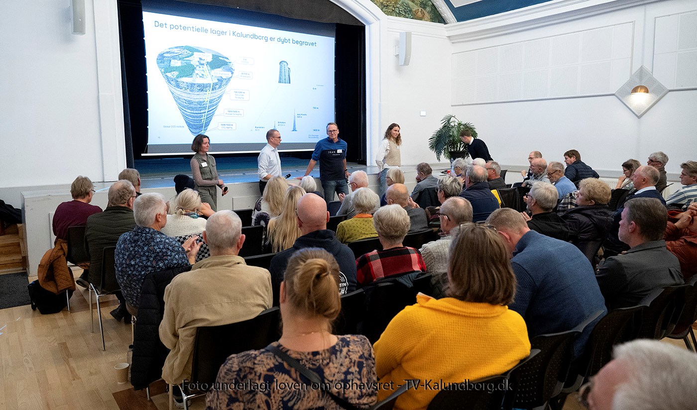 Informationsmøde om boreudstyr der skal bore 1900 meter ned i undergrunden