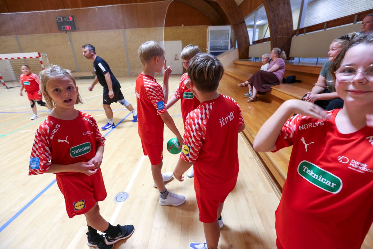 Håndboldskole i Hvidebækhallen