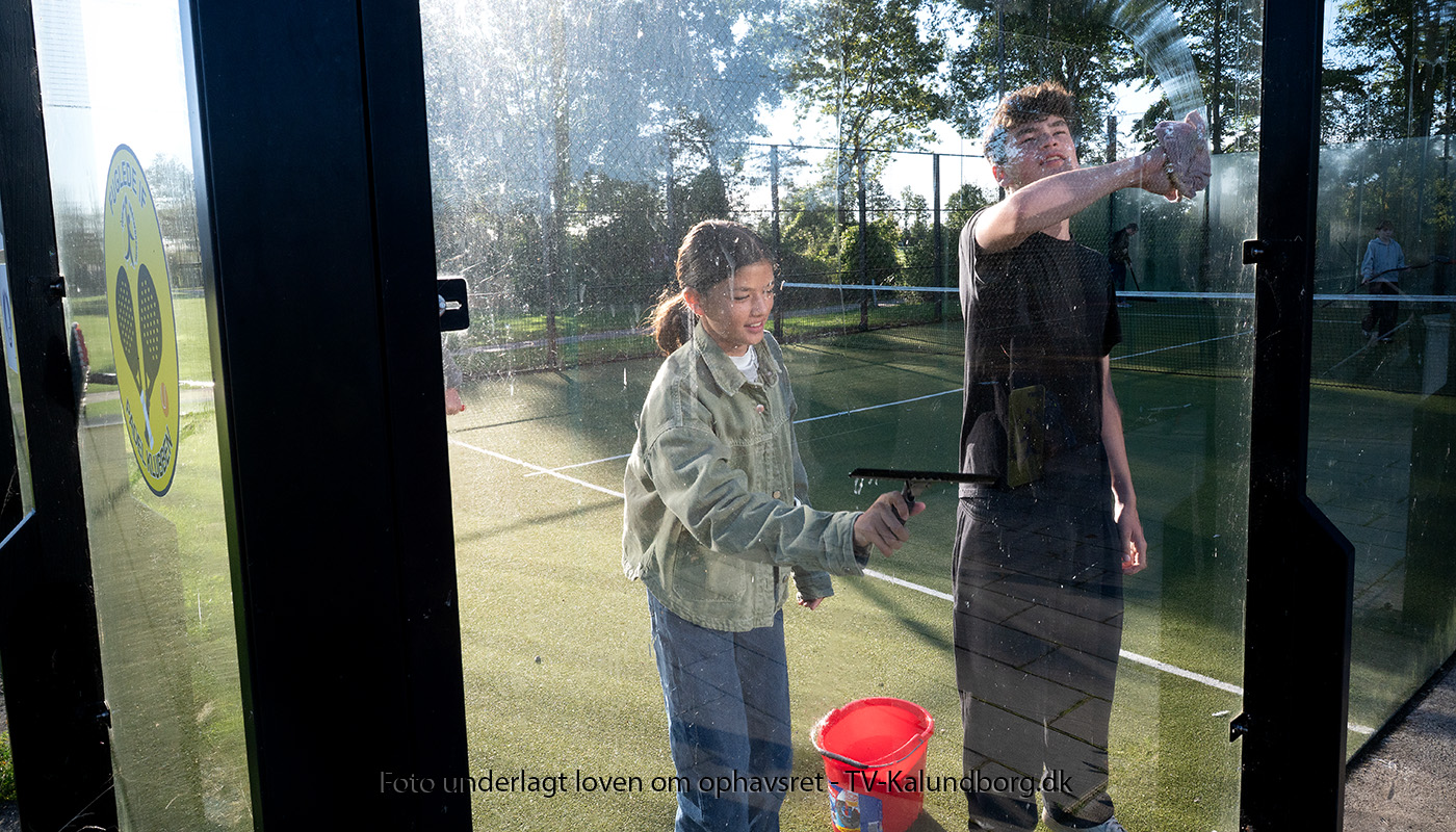 Friskole har sat frivilligt arbejde på skemaet