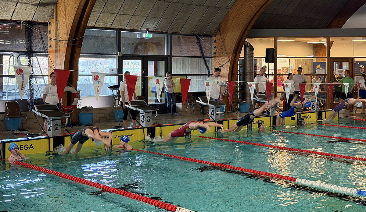 Dygtige svømmere dystede om guldet og PR