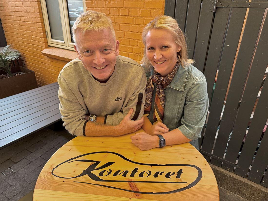 Kontoret inviterer til cowboyfest med tarteletter ad libitum