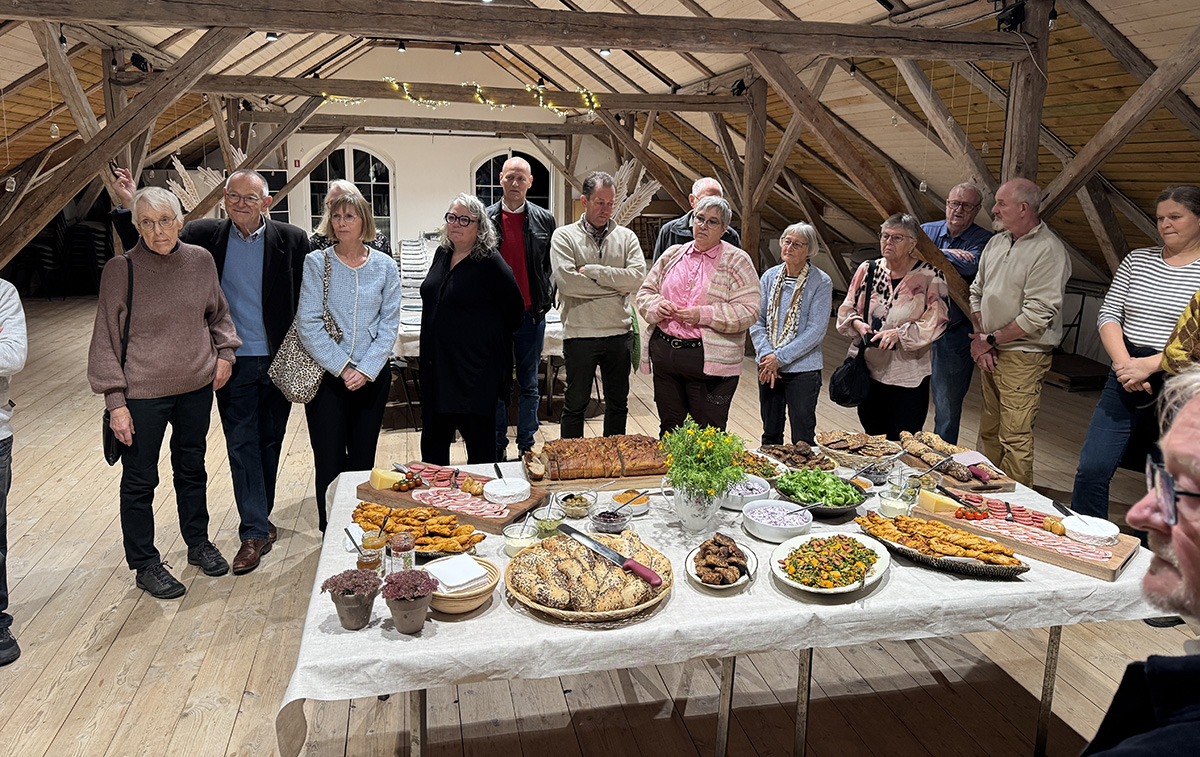 Fællesskab og rug på menuen: En stemningsfuld dag hos Mejnerts