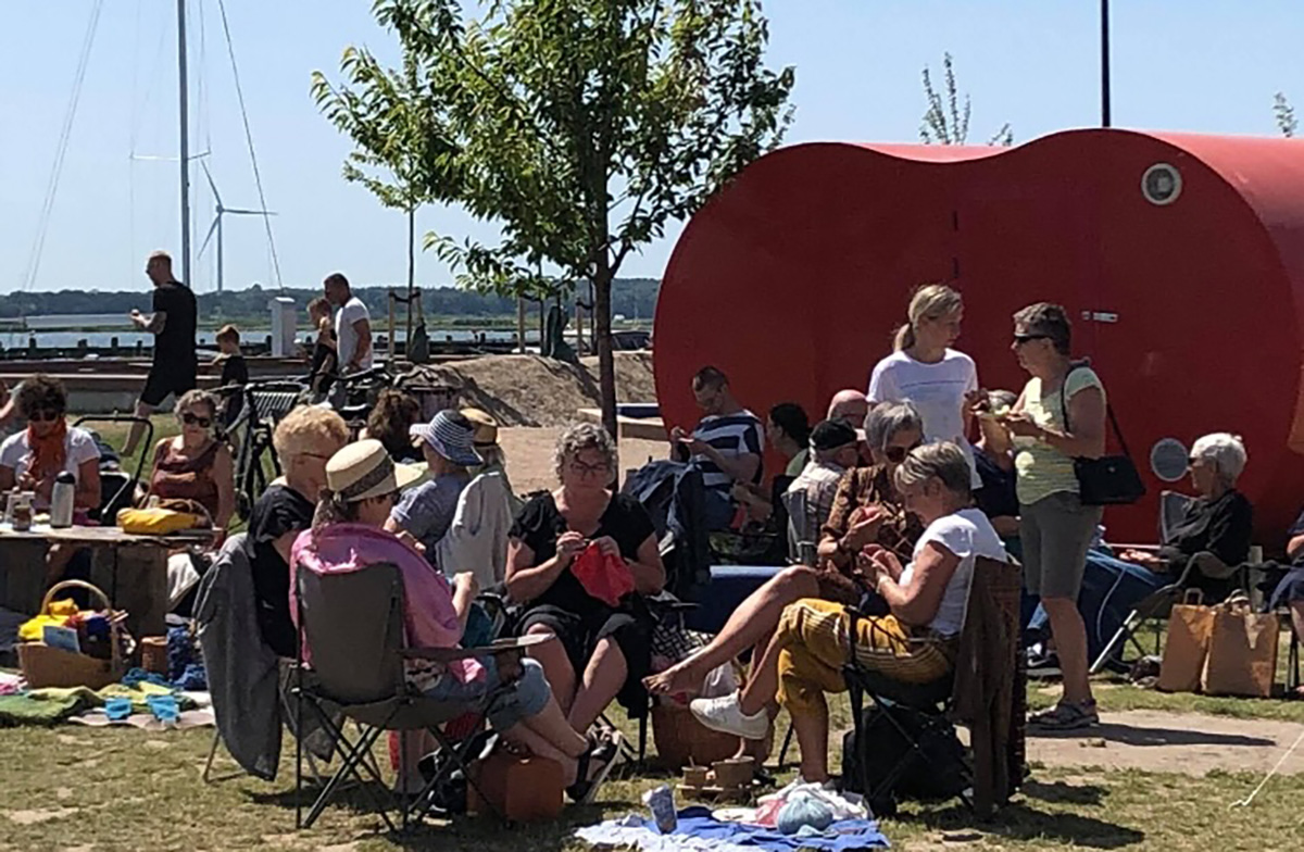 Strik, garn og fællesskab indtager Havneparken