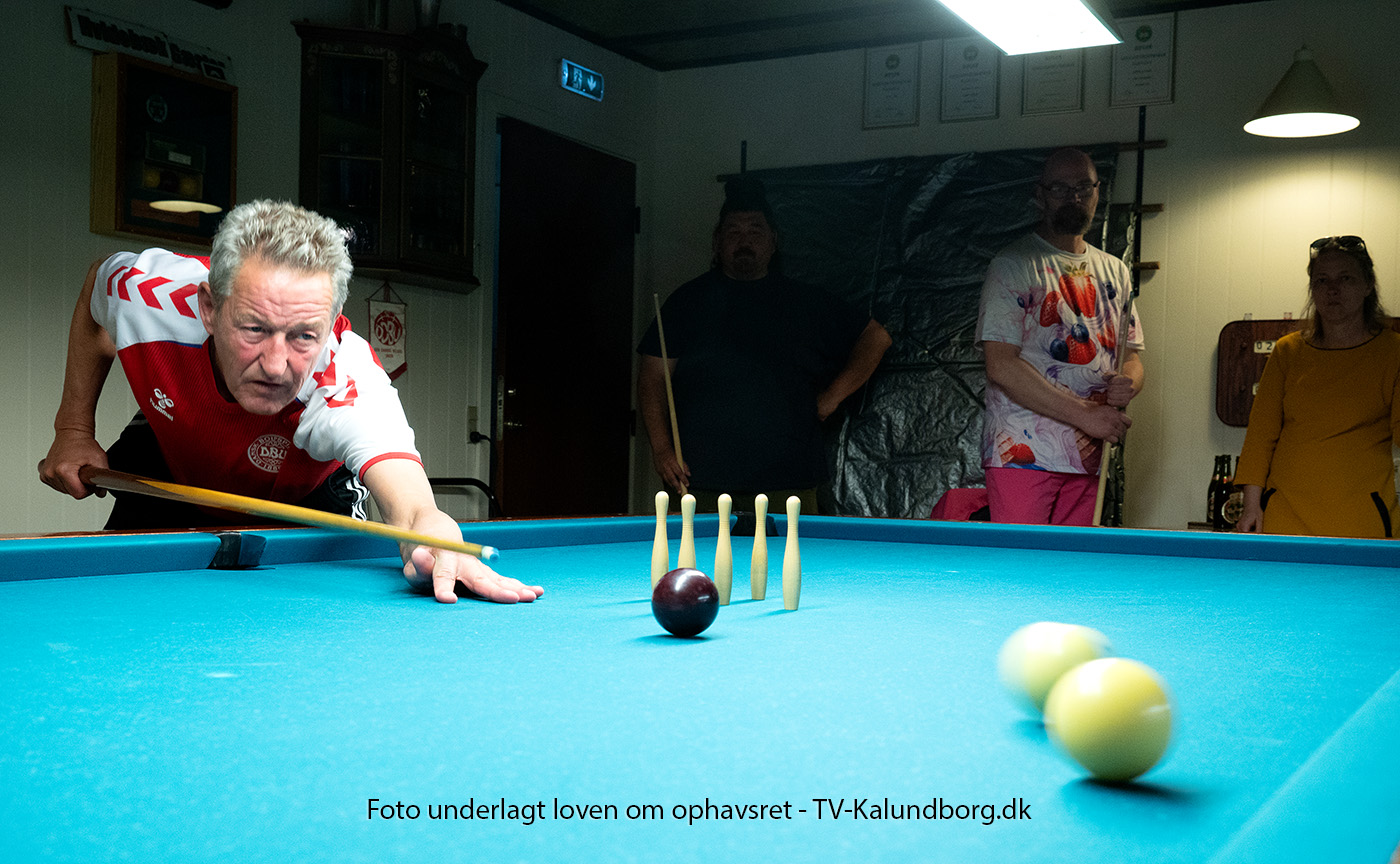 I 50 år er der blevet spillet billard i kælderen
