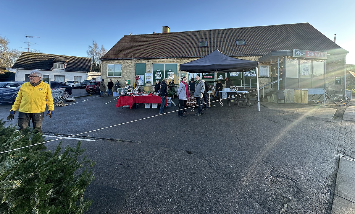 Julemarked hos købmanden