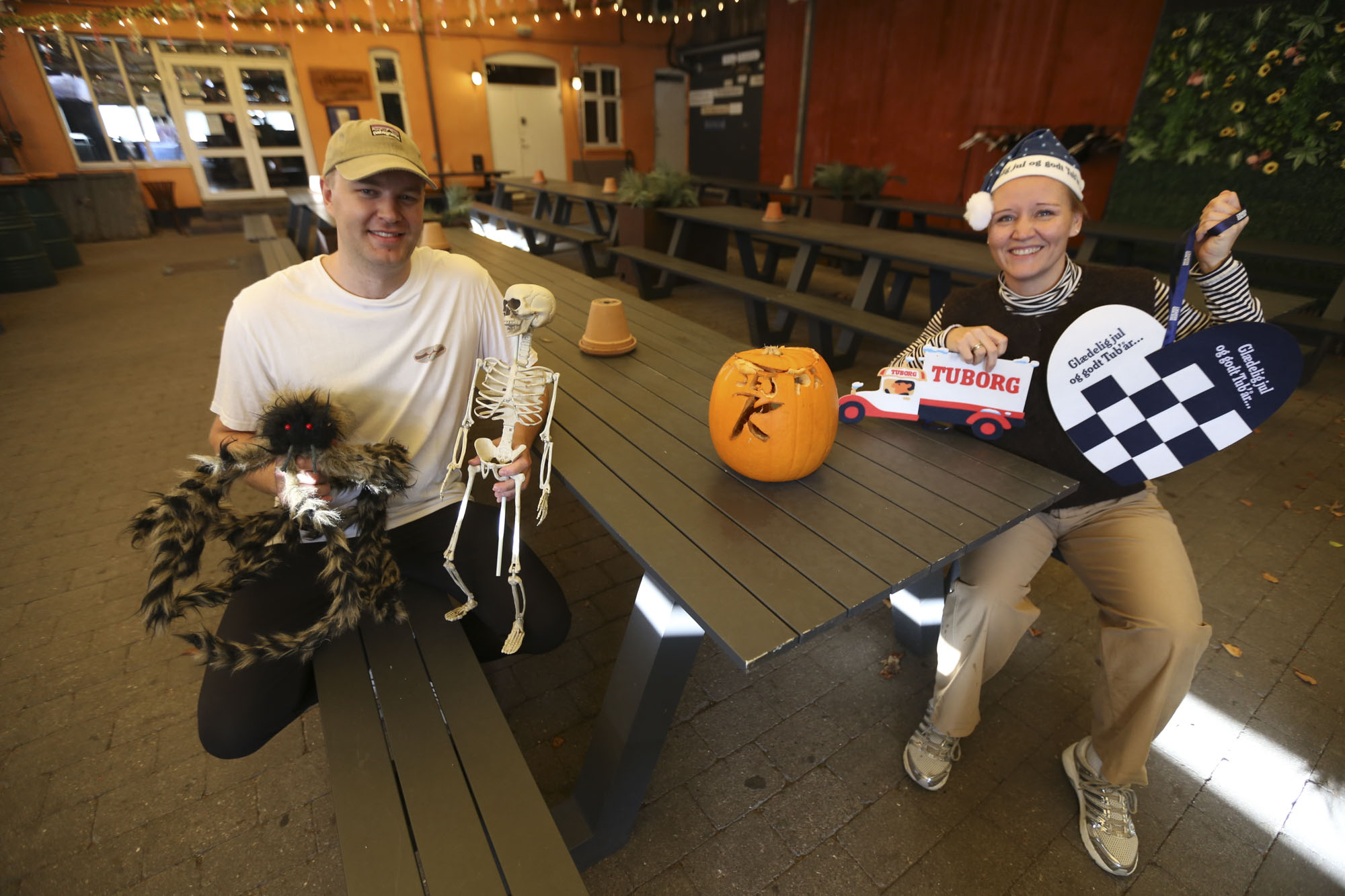 Kontoret er klar med Halloween og J-dag